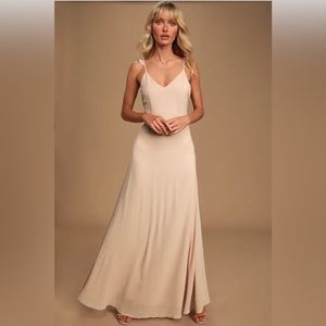 Lulu’s meteoric dress in blush